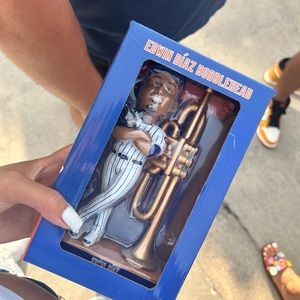 2023 Edwin Dian NY Mets SGA Trumpet Bobblehead
